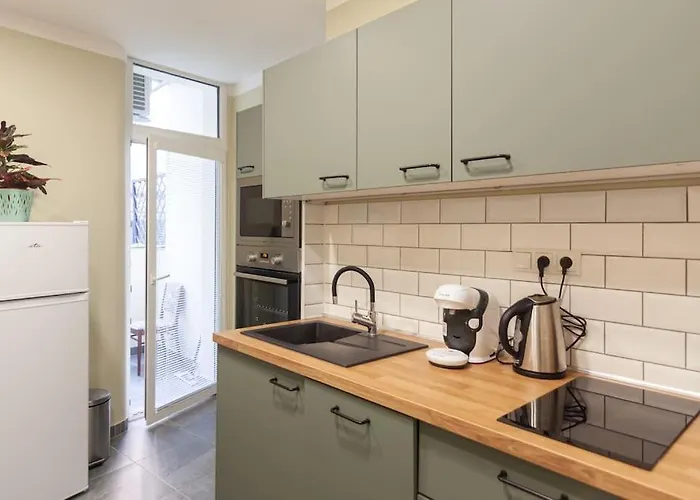 Vysoka Emf/stp * Bratislava