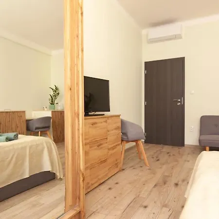Apartment Vysoka Emf/stp *