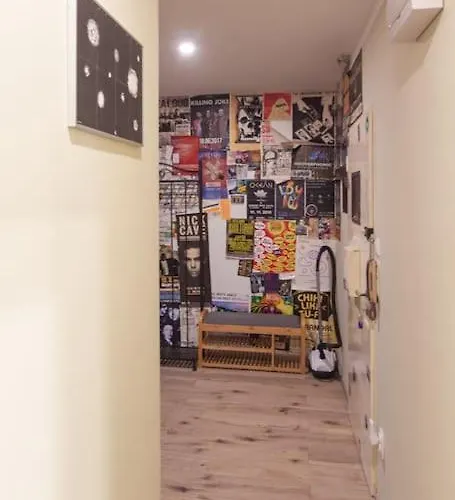 Vysoka Emf/stp Apartment *